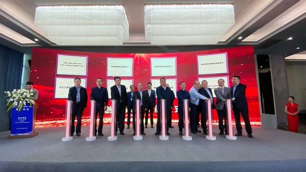 踏石留印 蓄力远航 | 2021年pa视讯集团股份大事记